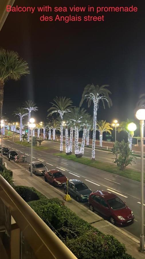 Beachfront And Sea View Entire 2 Crossing With Parking 4 Beds Two Double Bed And 2 Single Bed With 2 Sea View Balconies In Promenade Des Anglais Street 2 Bathroom 3 Wc With 40 Meters From The Beach With Perfect Air Conditioner Cooler Апартаменты